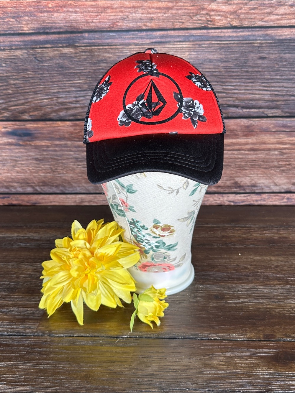 Volcom Tagurit Graphic Red and Black Floral Logo Cap
